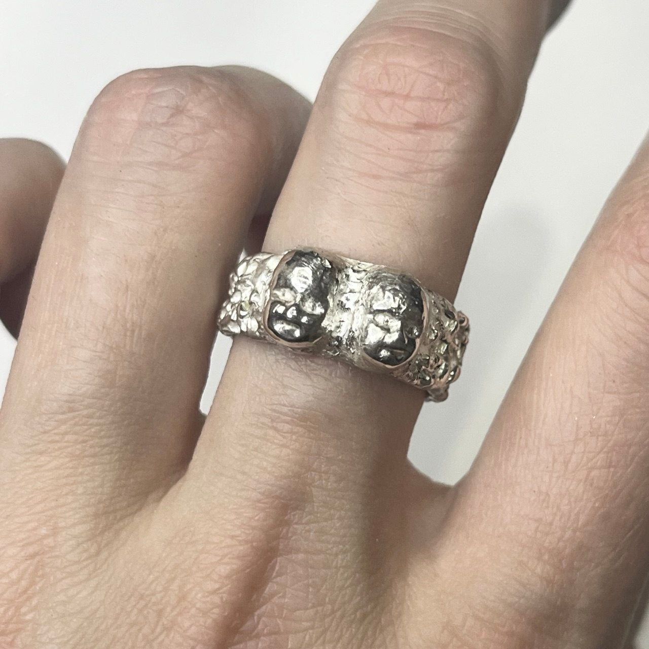 FACE II silver ring