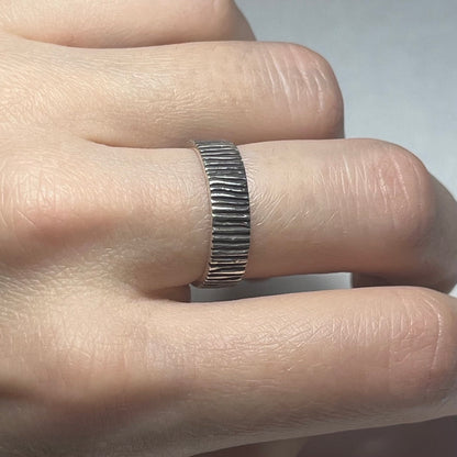 RIPPLE MARKS silver ring