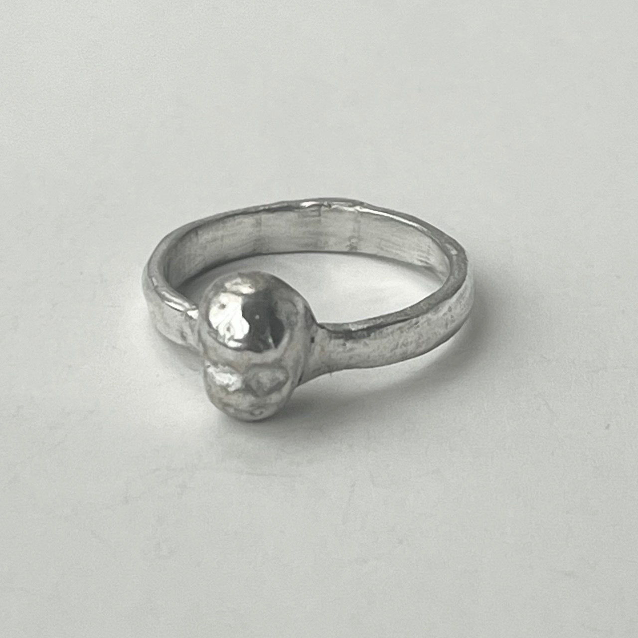 FACE lV silver ring