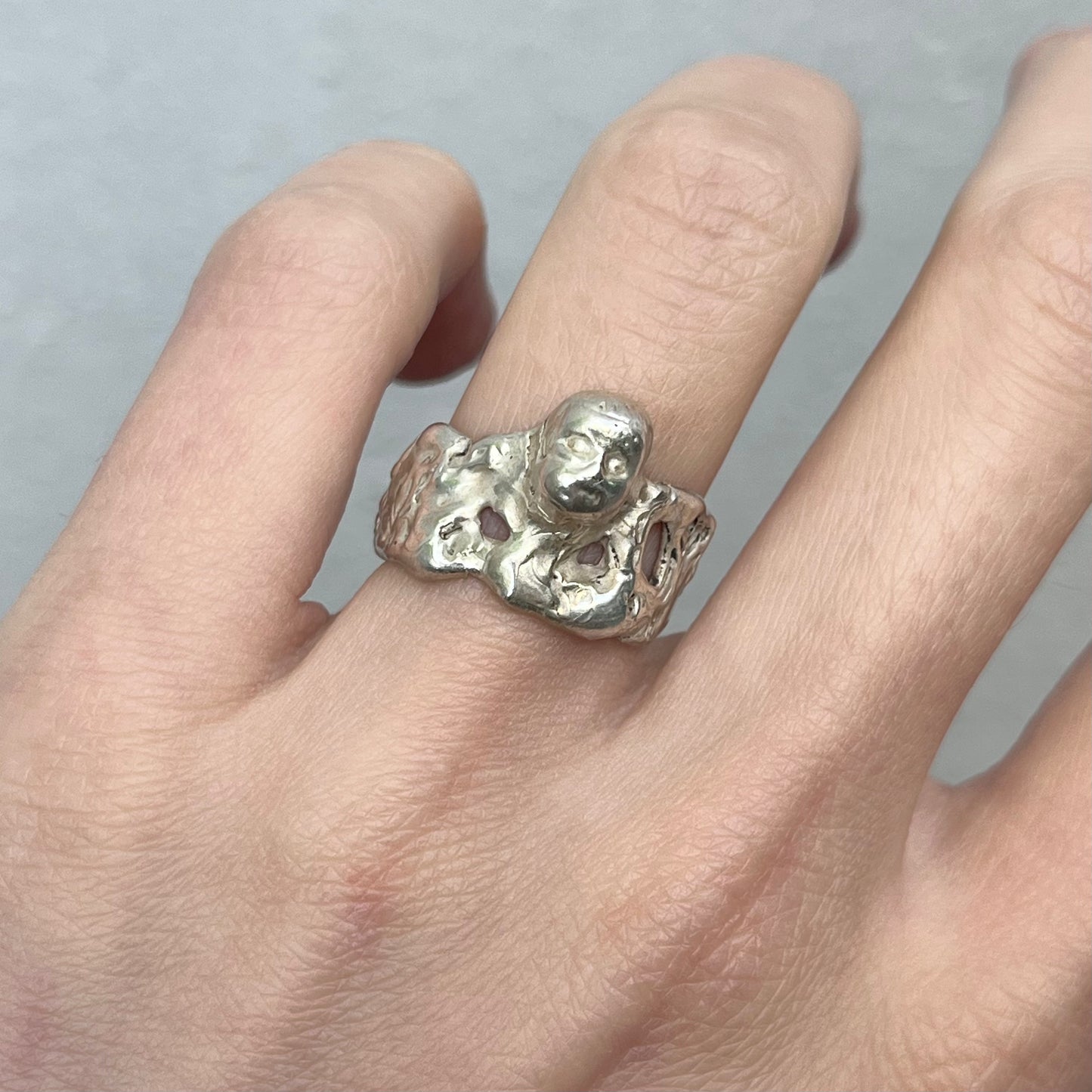 FACE l silver ring