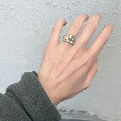 FACE l silver ring