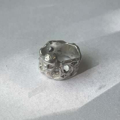 FACE l silver ring