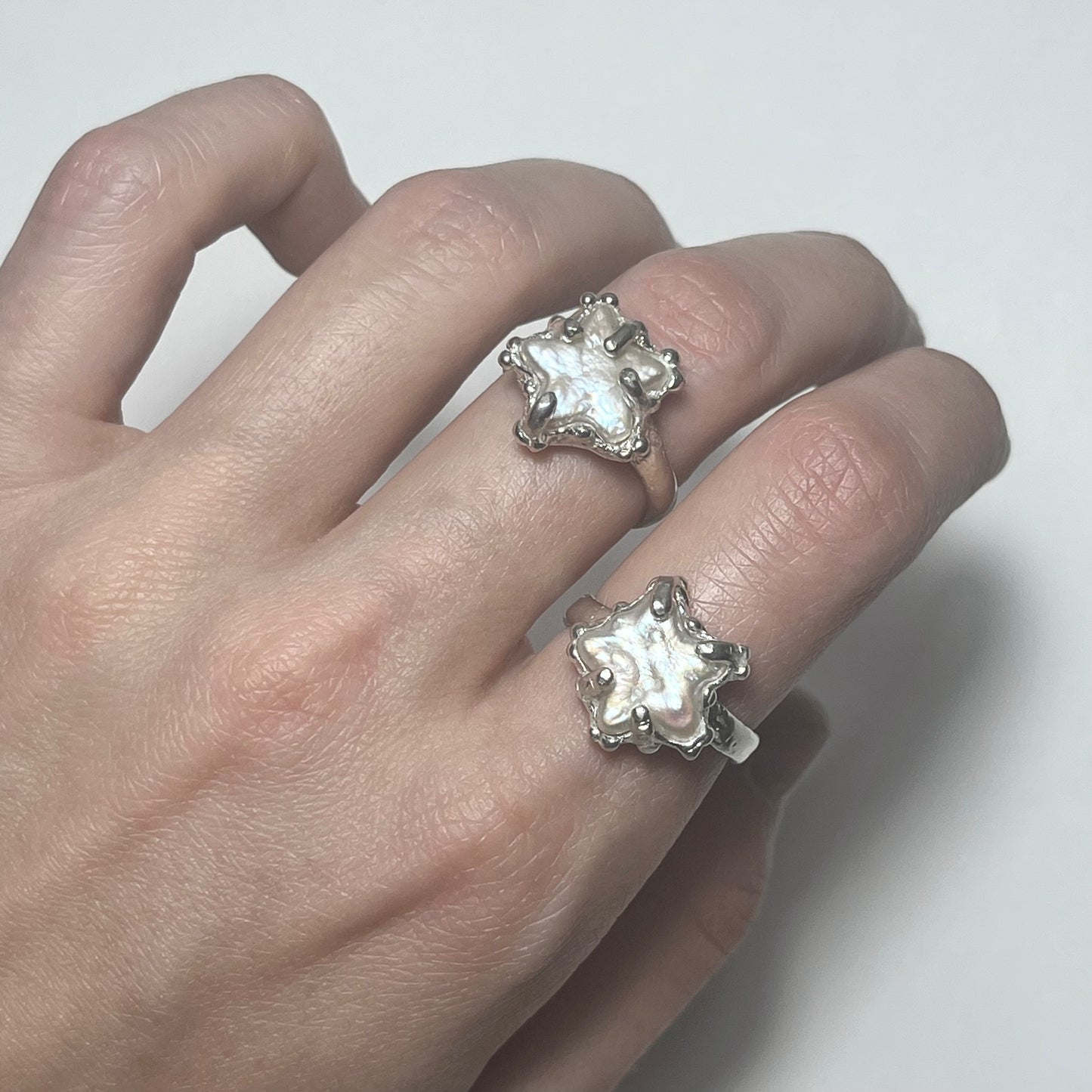 HYPHANTRIA silver ring